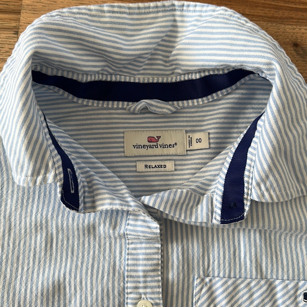 Vineyard Vines Button Down Shirt - Picture 3 of 4